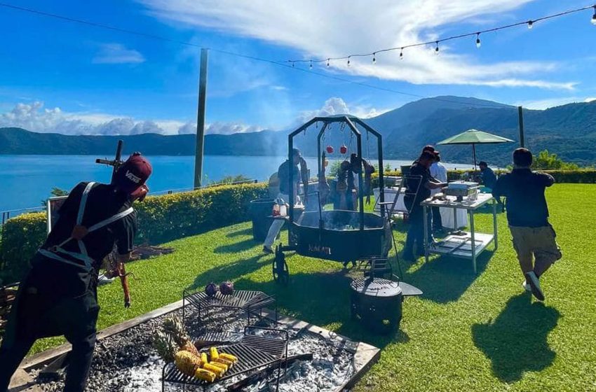  Lago de Coatepeque, toda una experiencia “Entre brasas”