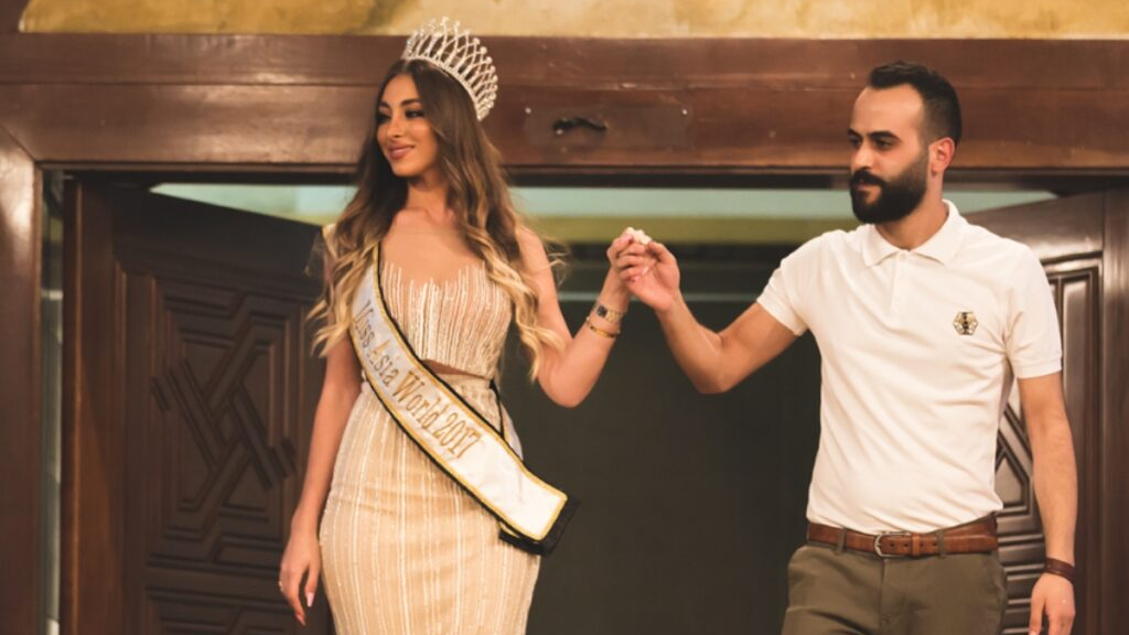 Fallece actriz y Miss Mundo Asia 2017 tras complicaciones en el parto