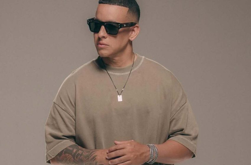  Daddy Yankee presenta nuevo tema musical “En El Desierto”