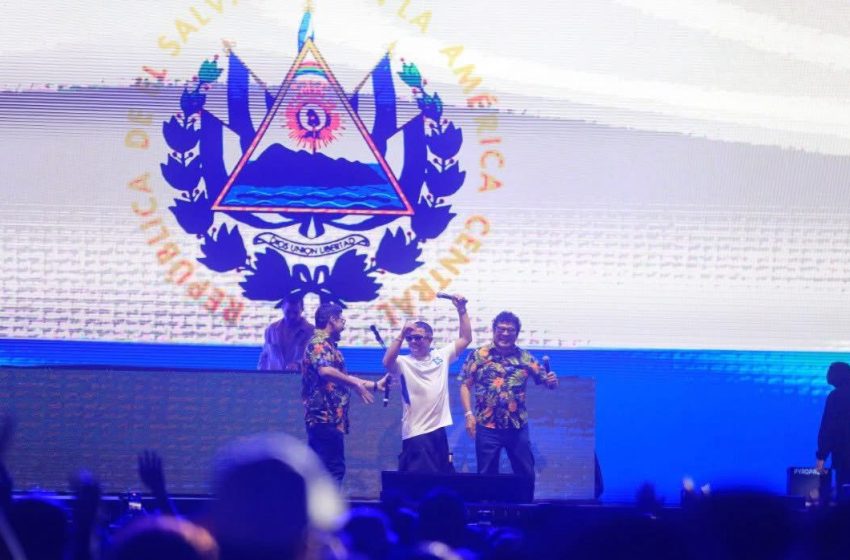  Miles de salvadoreños disfrutaron del Coke Studio Music Fest