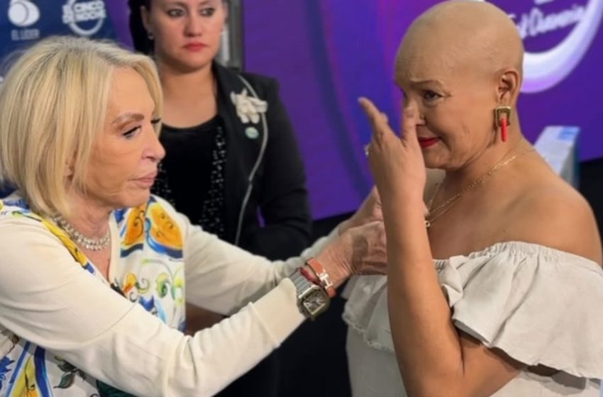  Laura Bozzo da su medalla de la Virgen de Guadalupe a mujer con cáncer como muestra de apoyo