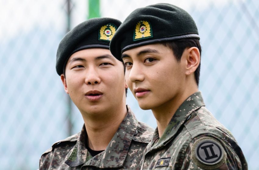  Dos miembros de BTS concluyen el servicio militar y anuncian su regreso a los escenarios