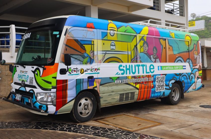  ¡Nuevo Shuttle Turístico conecta Antigua Guatemala con las olas de Surf City!