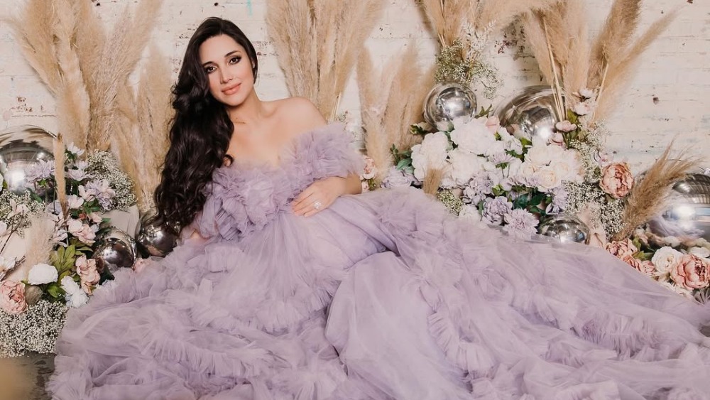 Amelia Vega, Miss Universo 2003, está en la dulce espera de su sexto hijo