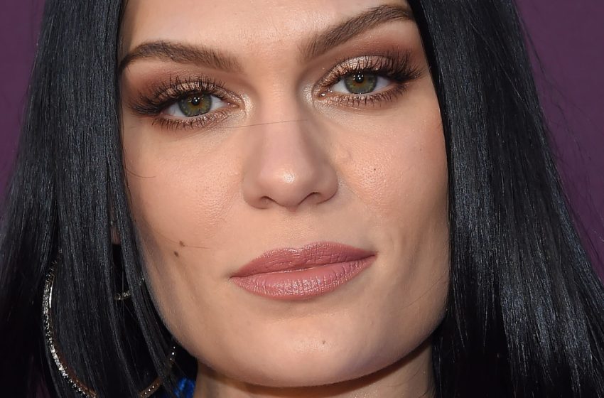  Jessie J se declara libre de cáncer: «Las lágrimas de felicidad son reales»