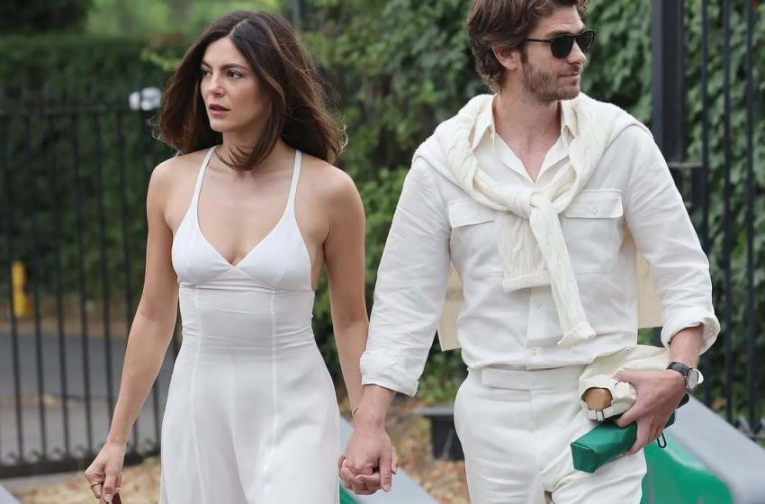  Andrew Garfield y Mónica Barbaro: la nueva pareja de Hollywood que está acaparando miradas