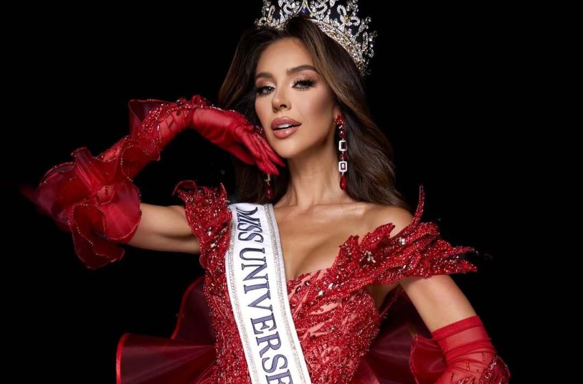  Nadia Mejía, la primera representante casada en ser Miss Universo Ecuador