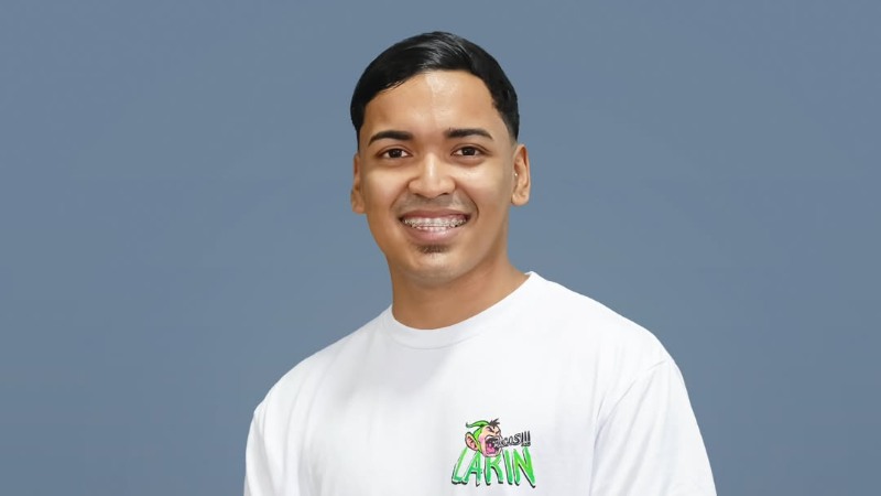 El youtuber salvadoreño Alfredo Larín denuncia que fue víctima de hurto en Honduras