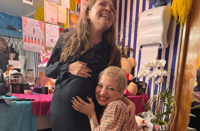  El reencuentro de Natalia Lafourcade y Mon Laferte que hizo hablar a todos
