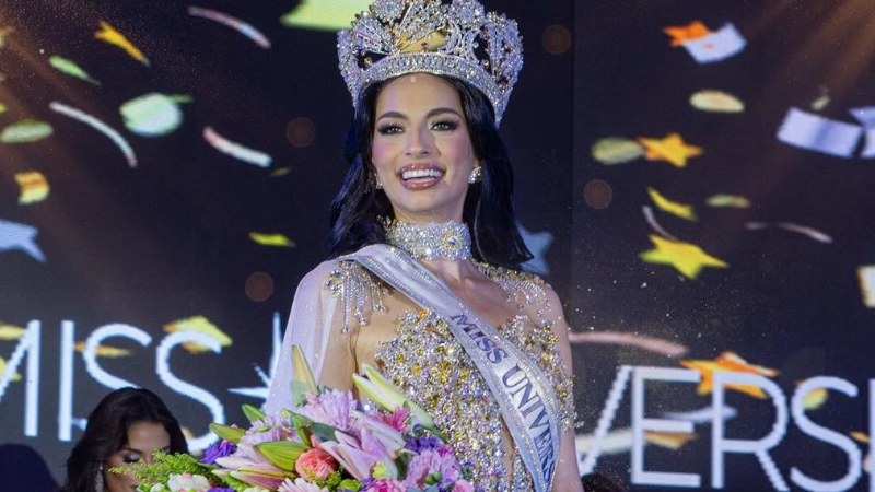 Giulia Zanoni se corona como Miss Universo El Salvador 2025