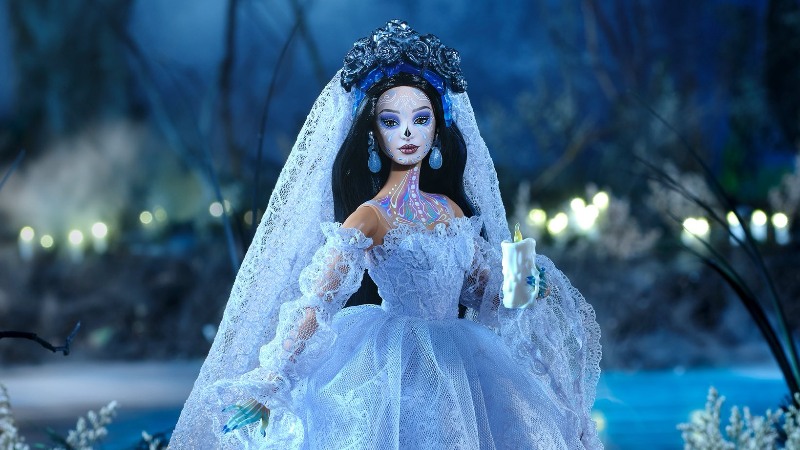  Lanzan Barbie «La Llorona» en homenaje al Día de Muertos en México