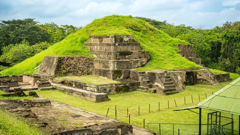 Sumérgete en el mundo maya con estos imperdibles sitios arqueológicos de El Salvador