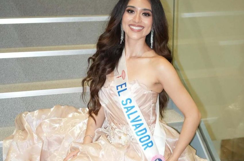  Elva Echegoyen deslumbra en su entrevista con el jurado de Miss International