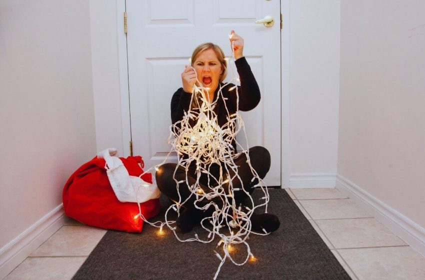  10 tips para desenredar sin estrés las luces del arbolito navideño