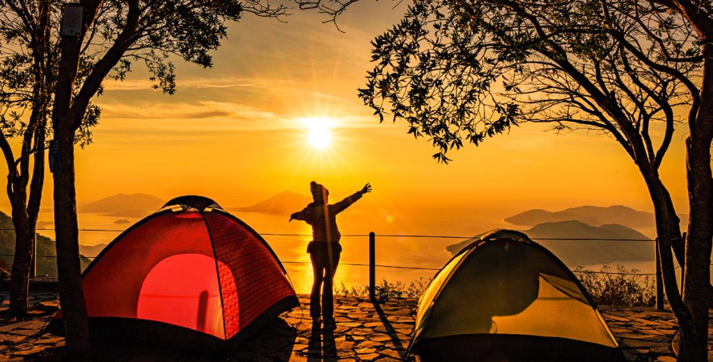 ¿Te gusta acampar? Esto es lo que debes y no debes hacer para evitar riesgos