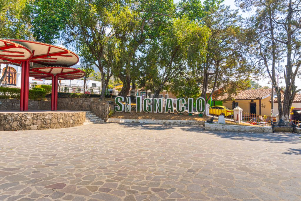 San Ignacio en Chalatenango. La Ruta Fresca-El Pital