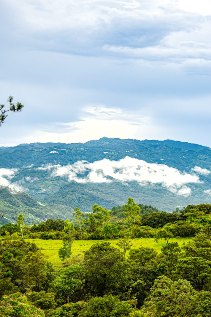 San Ignacio en Chalatenango. La Ruta Fresca-El Pital