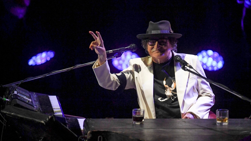 Músico argentino Charly García se somete con éxito a una cirugía de riñón