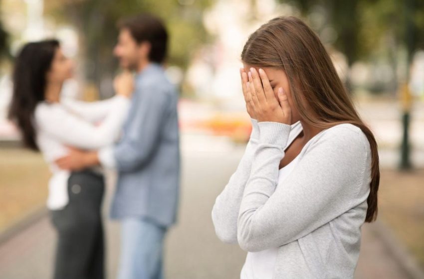  Entre la almohada y la duda: ¿Qué nos dice el subconsciente sobre la infidelidad?