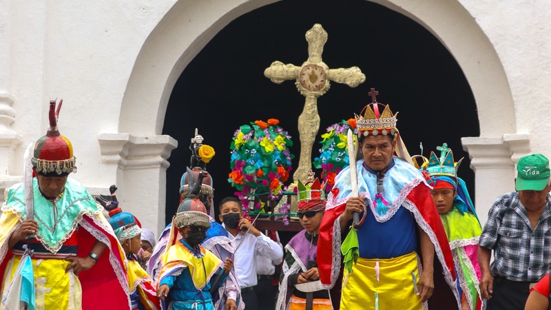  «Velación de la Santa Cruz», una tradición que se niega a morir en Panchimalco