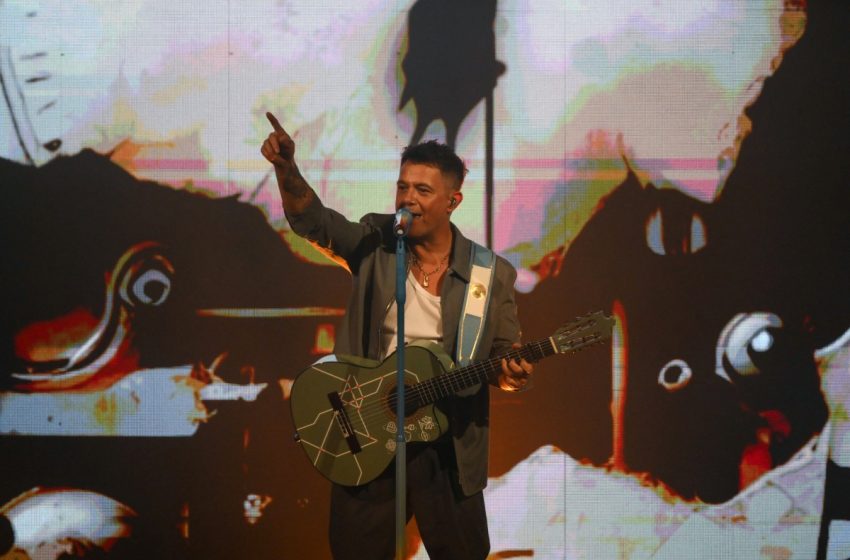  Alejandro Sanz regresa a El Salvador con su «¿Y Ahora Qué +?» tour